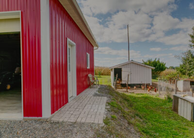 24x28x10 w/ lean-to