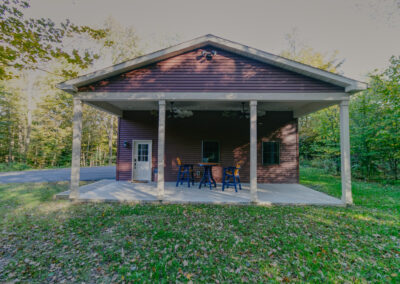 30x60x16, Lean-to, Entry Door Roof, Shingles, Vinyl Siding, Greenposts, Concrete, Aprons