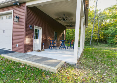 30x60x16, Lean-to, Entry Door Roof, Shingles, Vinyl Siding, Greenposts, Concrete, Aprons