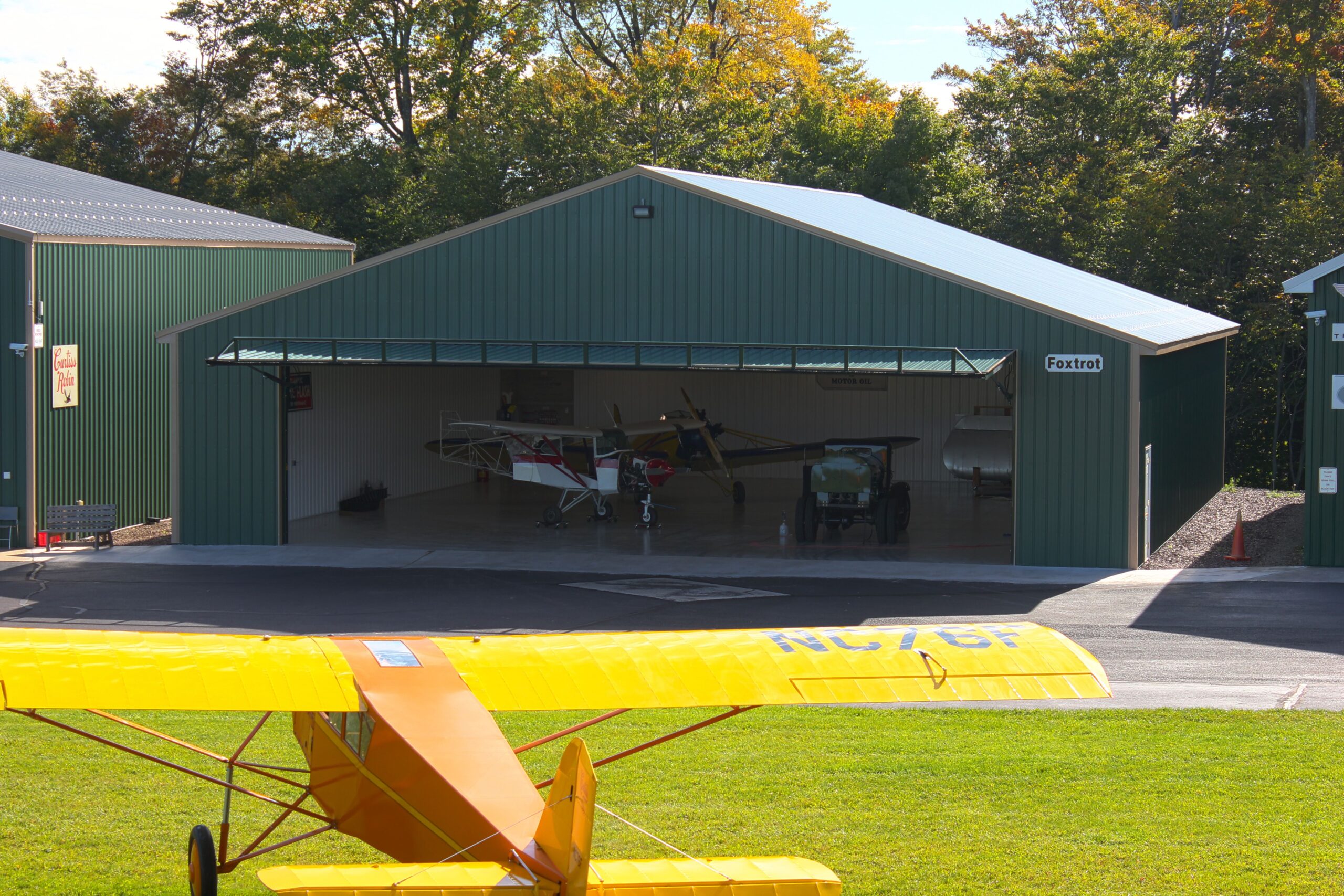 60×75 Airport Hangar with Powerlift Hydraulic Door – Merritt Field 60×75 Aircraft Hangar with Powerlift Hydraulic Door at Merritt Field Airport