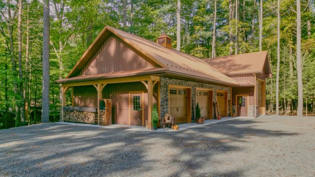 Custom pole barn planned during the holiday season with a focus on clarity and balance