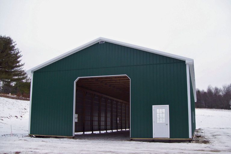 Post-frame pole building constructed during Pennsylvania winter